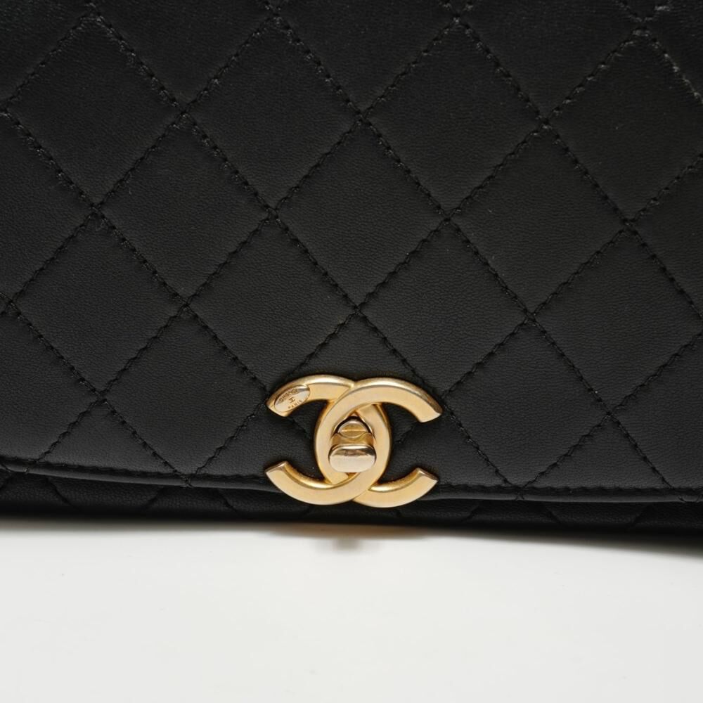 Chanel Shoulder Bag