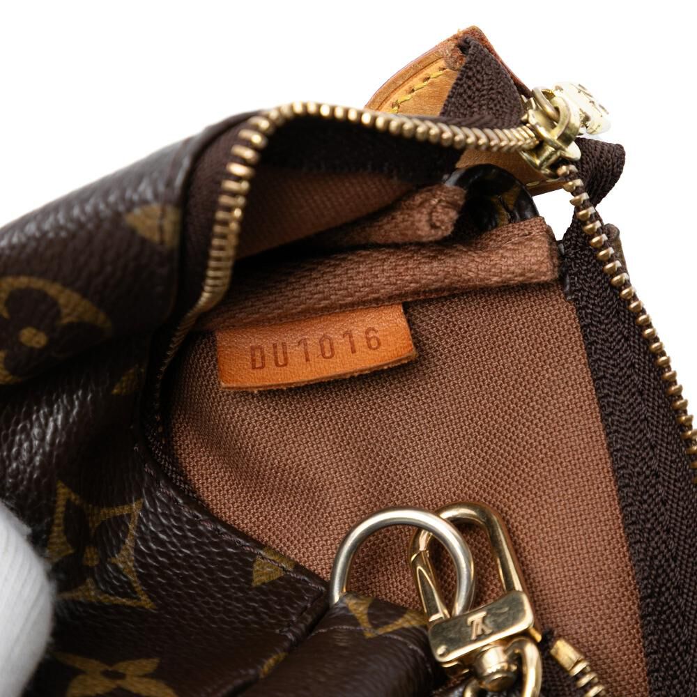 Louis Vuitton Pochette Accessoires