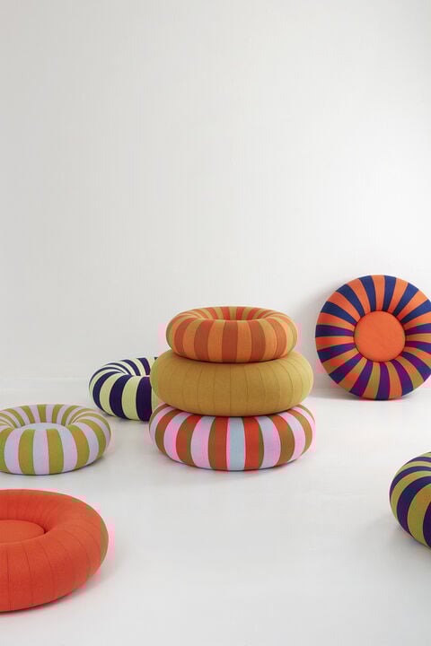 FLOAT, MEDIUM, OCHRE