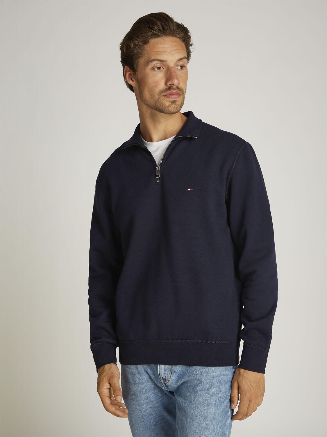 ESSENTIAL FLEECE 1/4 ZIP