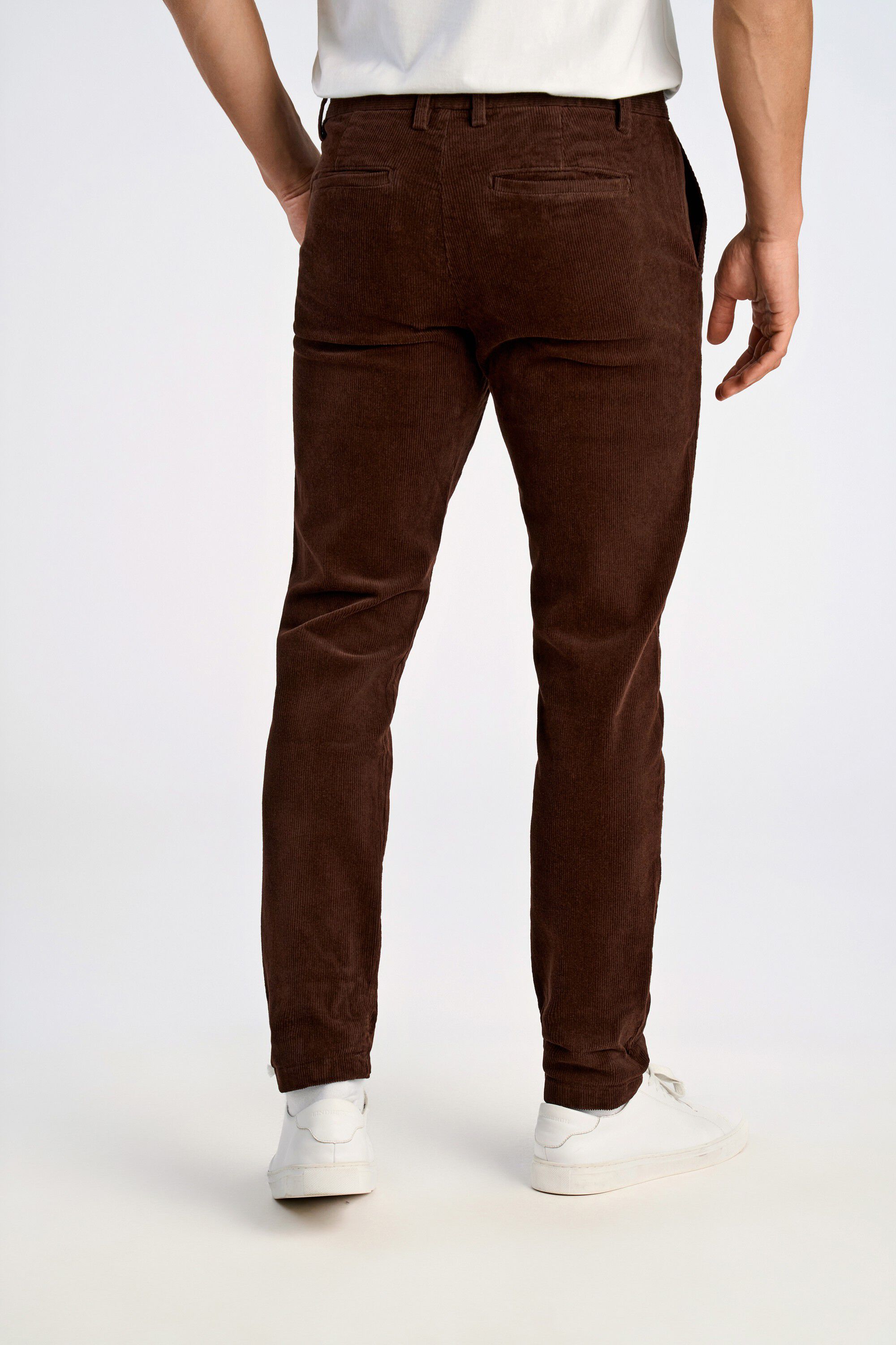 Cropped corduroy pants