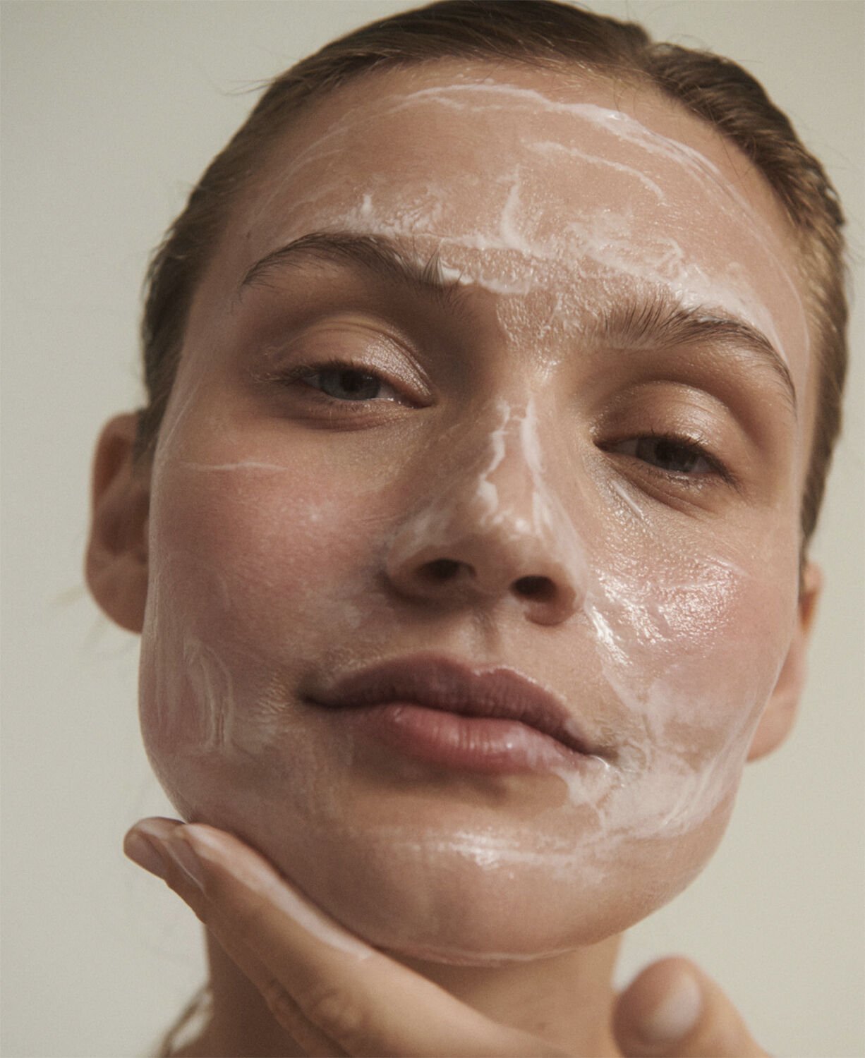 Cleanser - purifying milky face wash