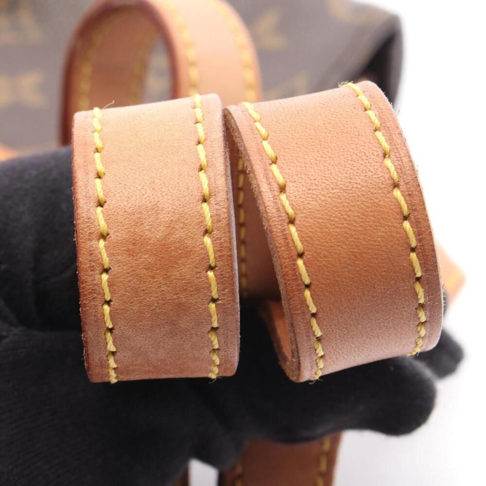 Louis Vuitton Shoulder Bags