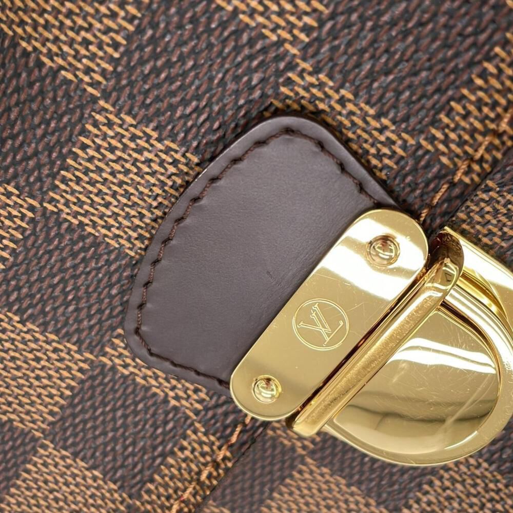 Louis Vuitton Shoulder Bags