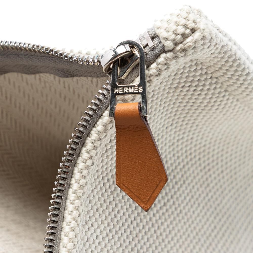 Herm&egrave;s Clutch