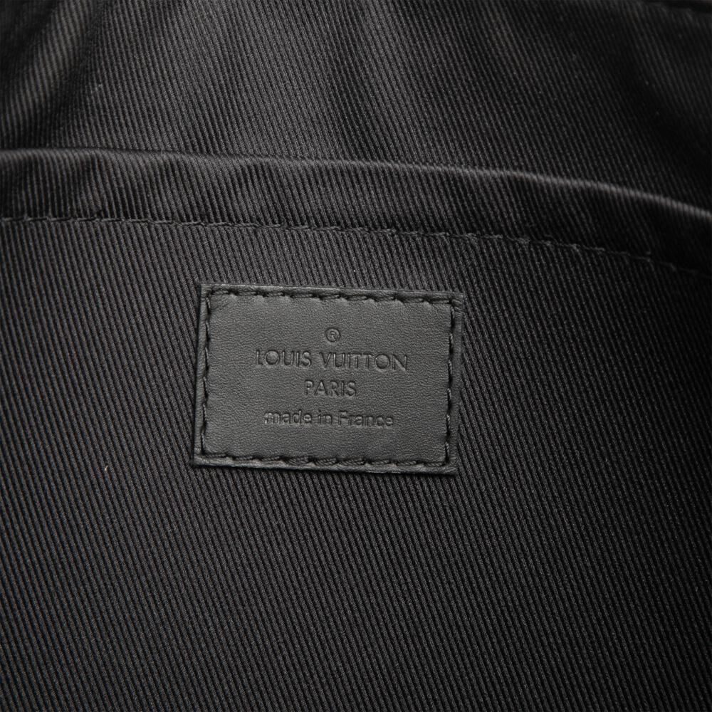 Louis Vuitton Clutch
