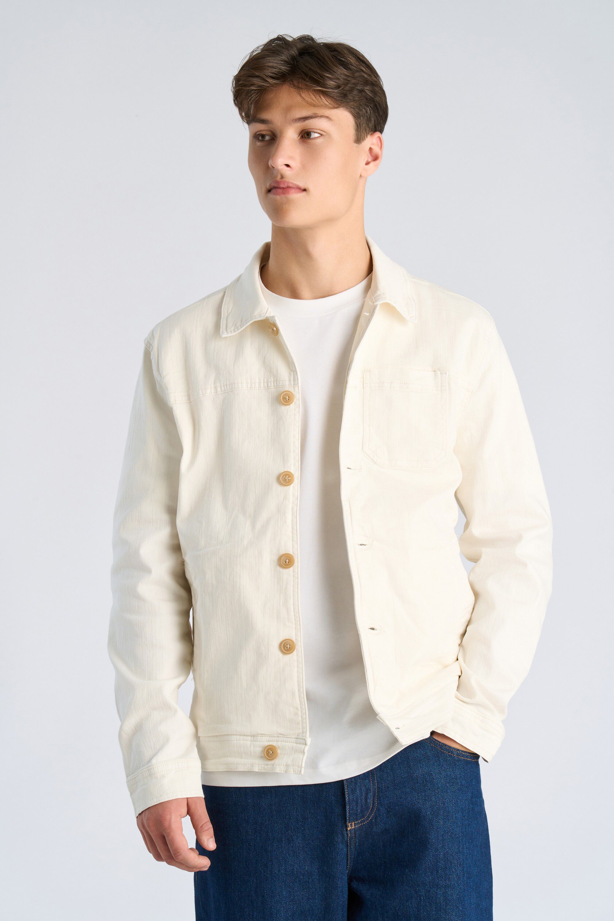 Cropped length overshirt