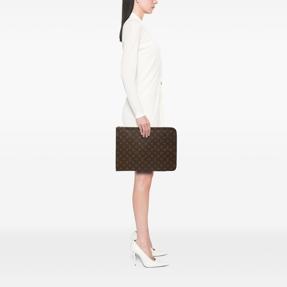 Louis Vuitton Poche Documents