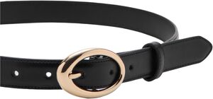 Oval buckle belt