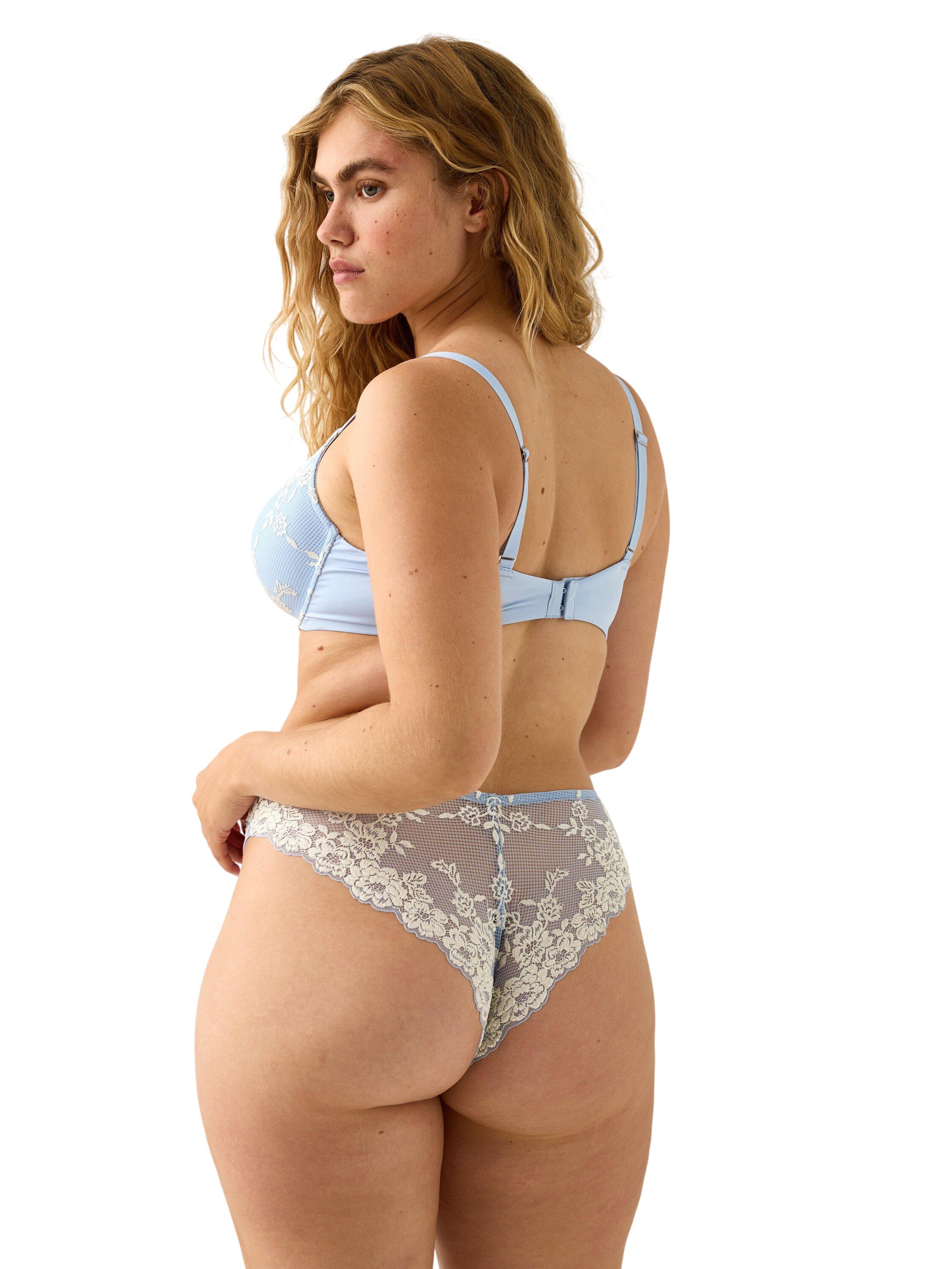 Comfortable padded t-shirt bra with