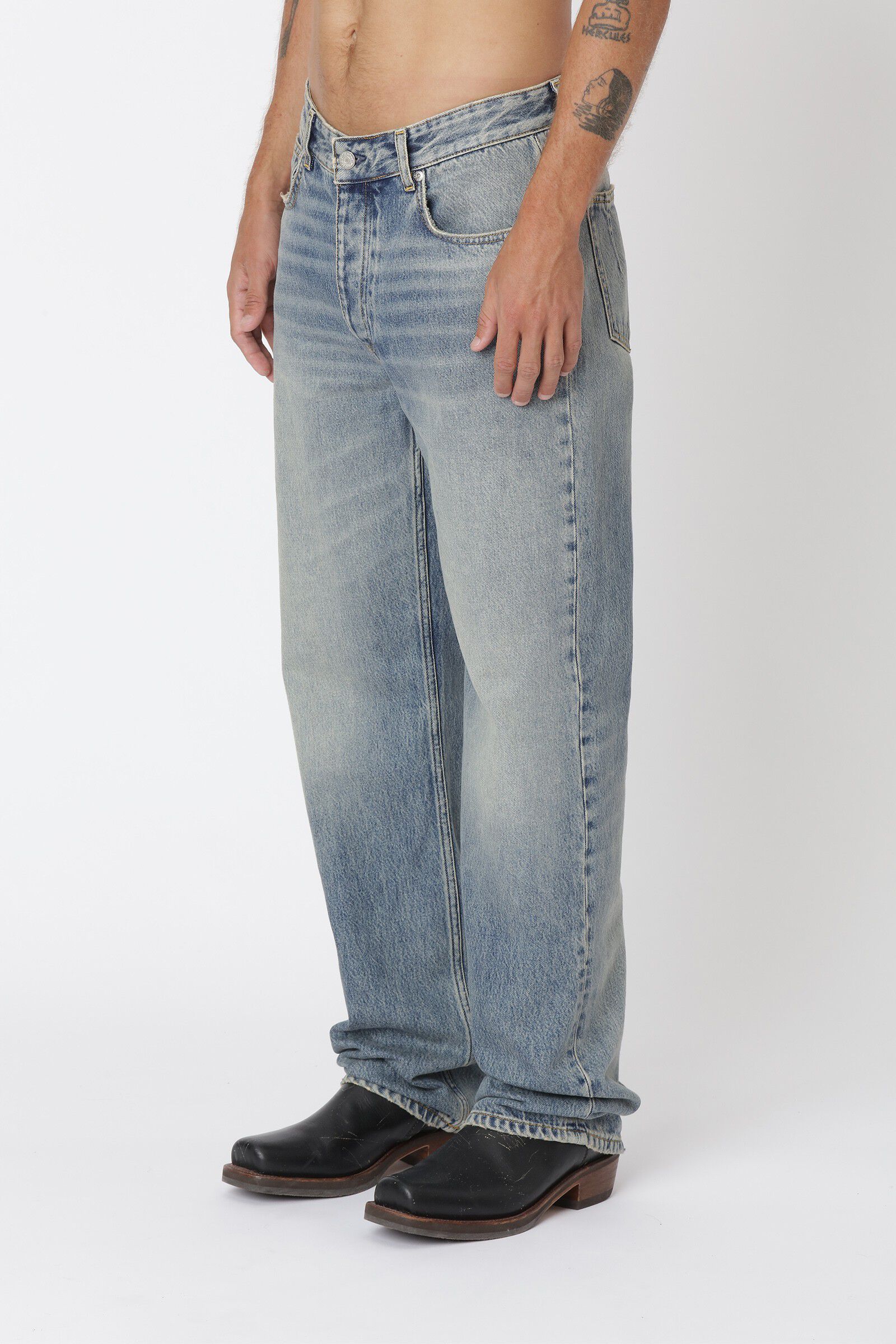 Steve Cel Tinted Blue