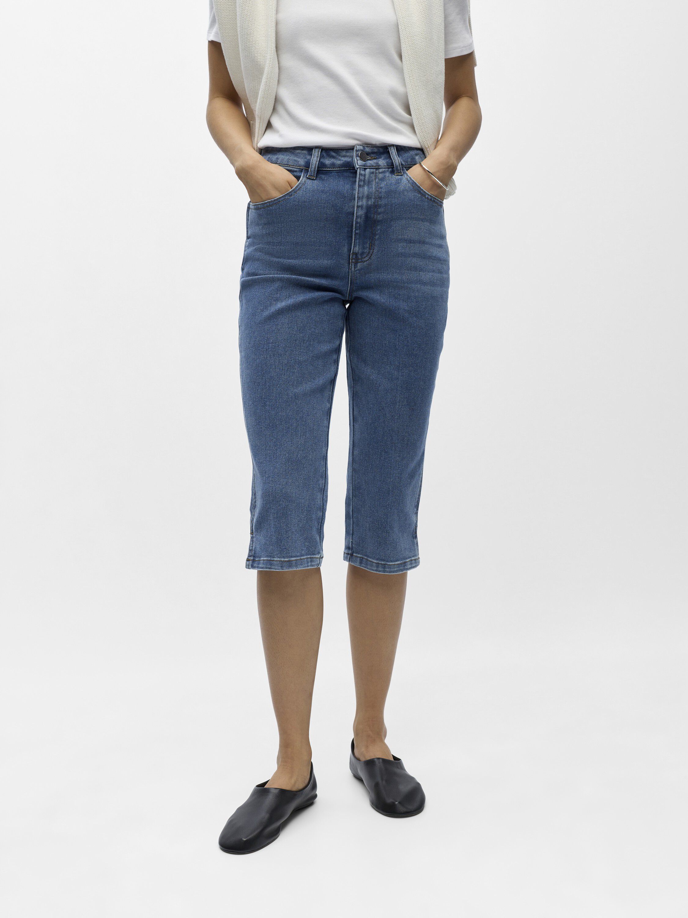 Objcaro Mw Slim Short Jeans 144