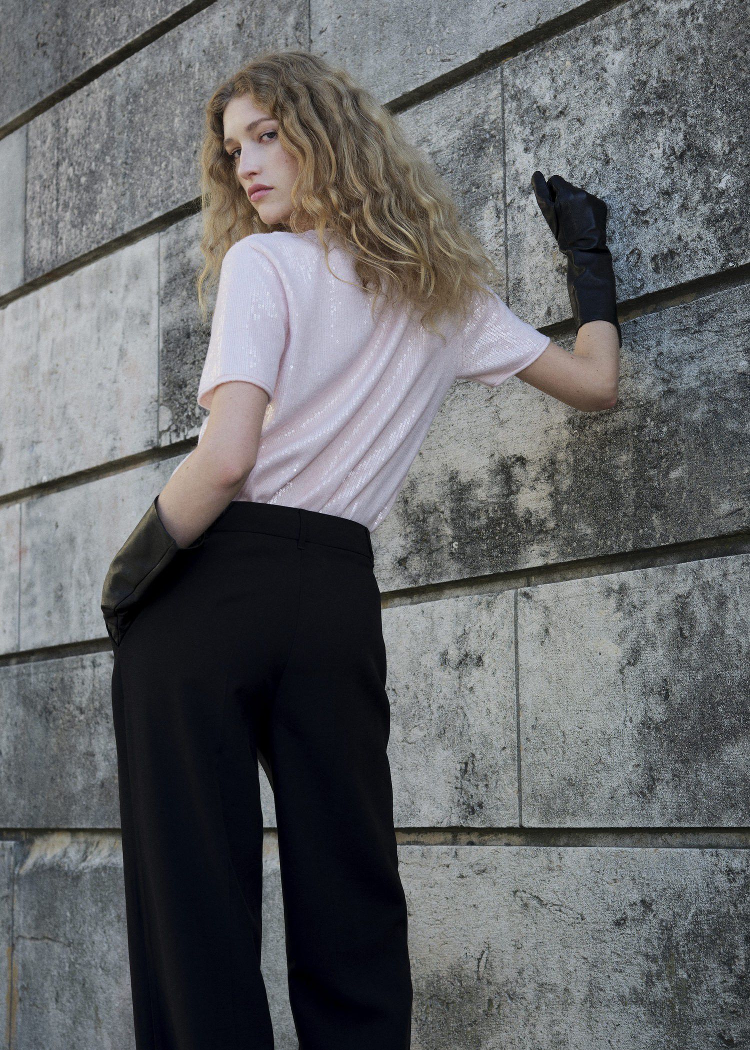 Short-sleeved sequin sweater