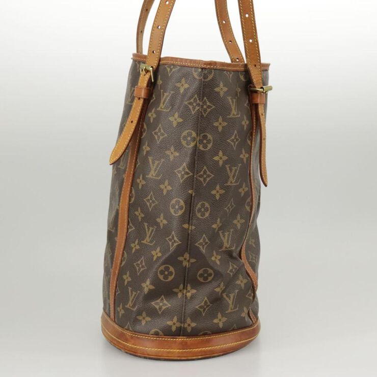 Louis Vuitton Shoulder Bags