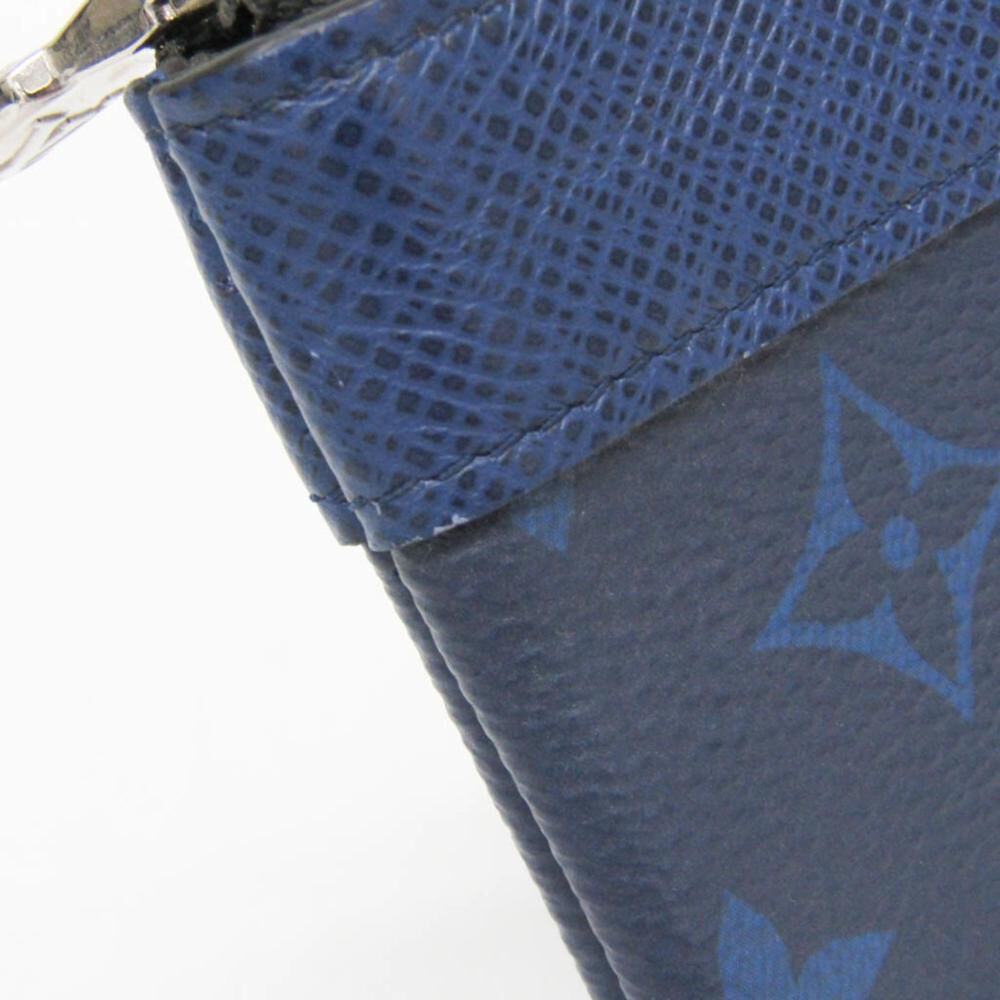 Louis Vuitton Clutch