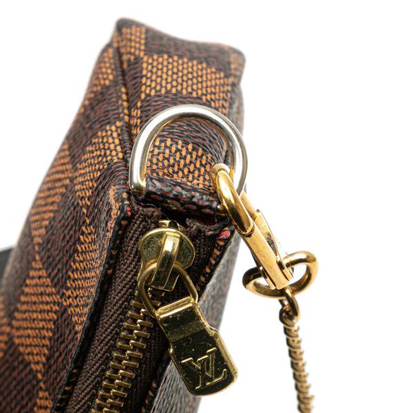 Louis Vuitton Pochette Accessoires