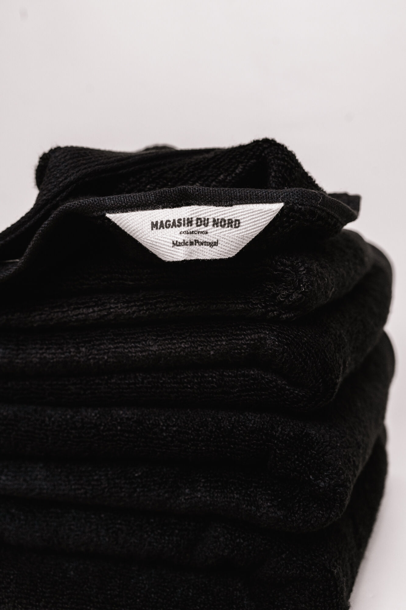 Hotel & Spa black 30x30 cm