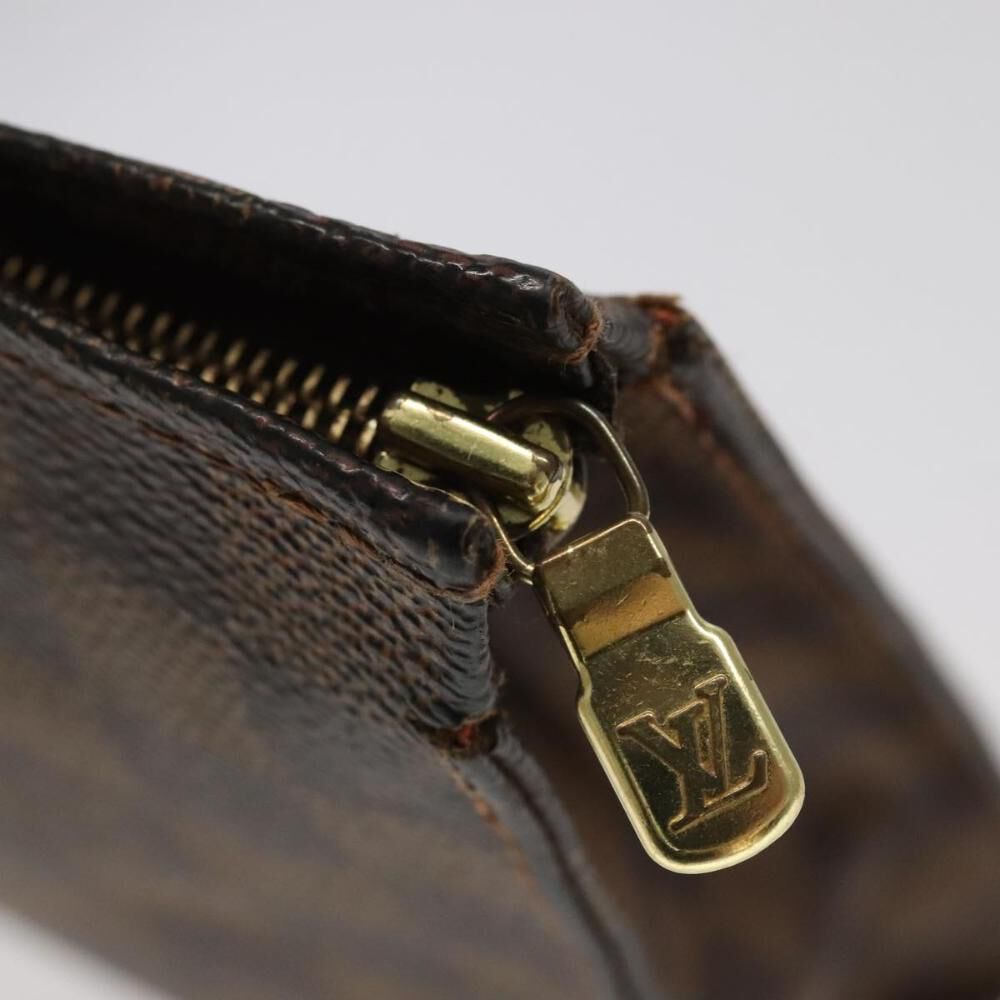 Louis Vuitton Poche Toilette