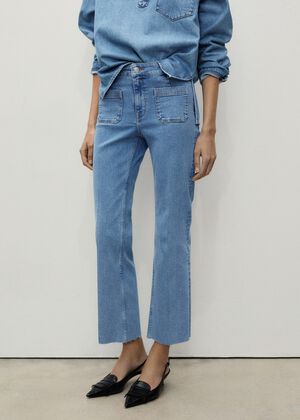 Flared cropped jeans with pockets