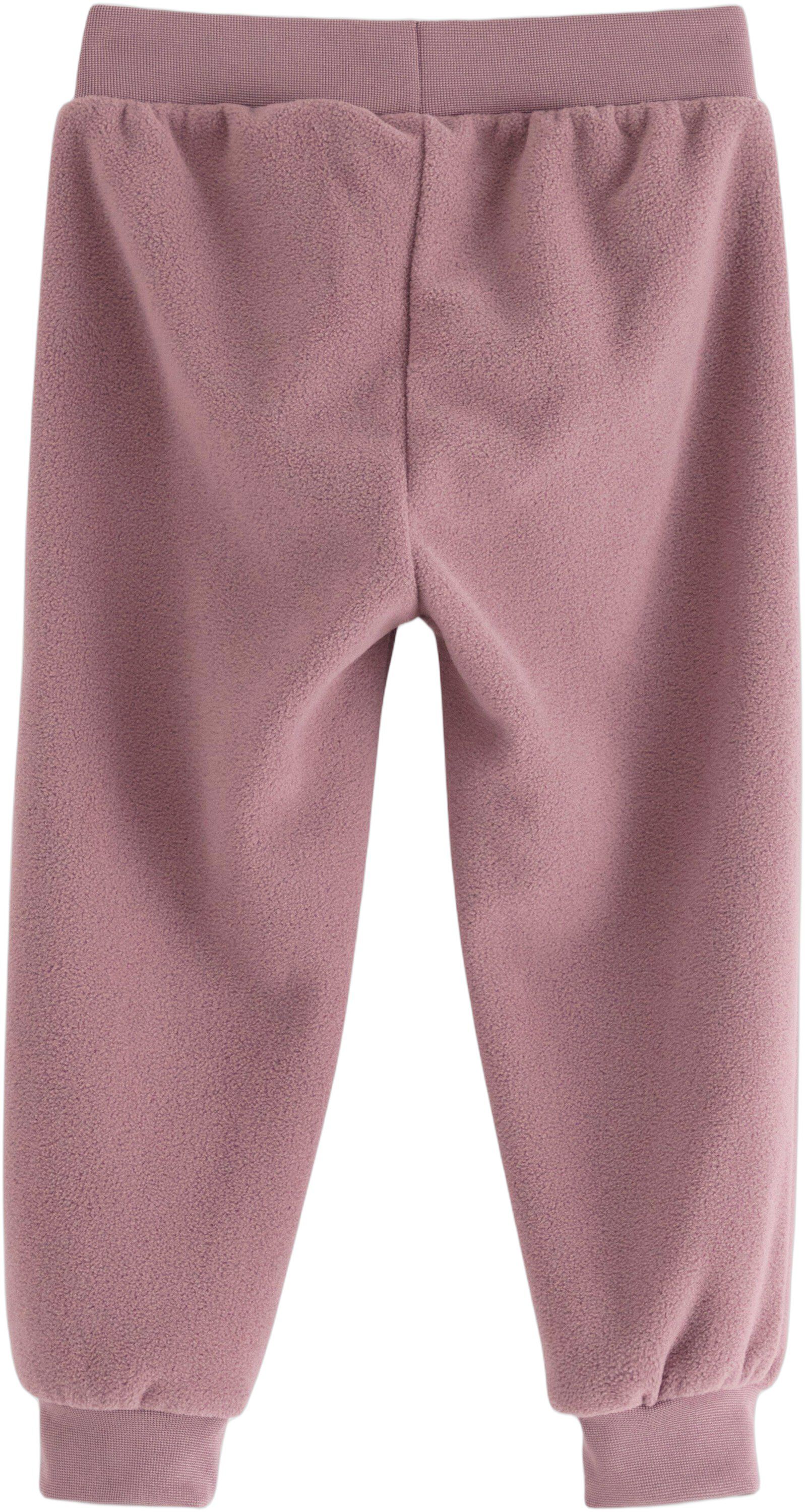 Soft joggers in fleece that providi