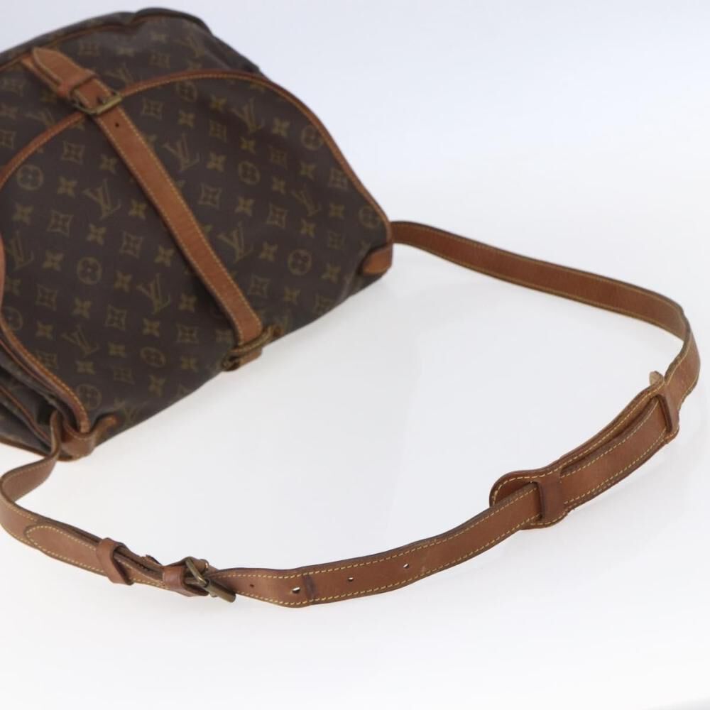 Louis Vuitton Saumur