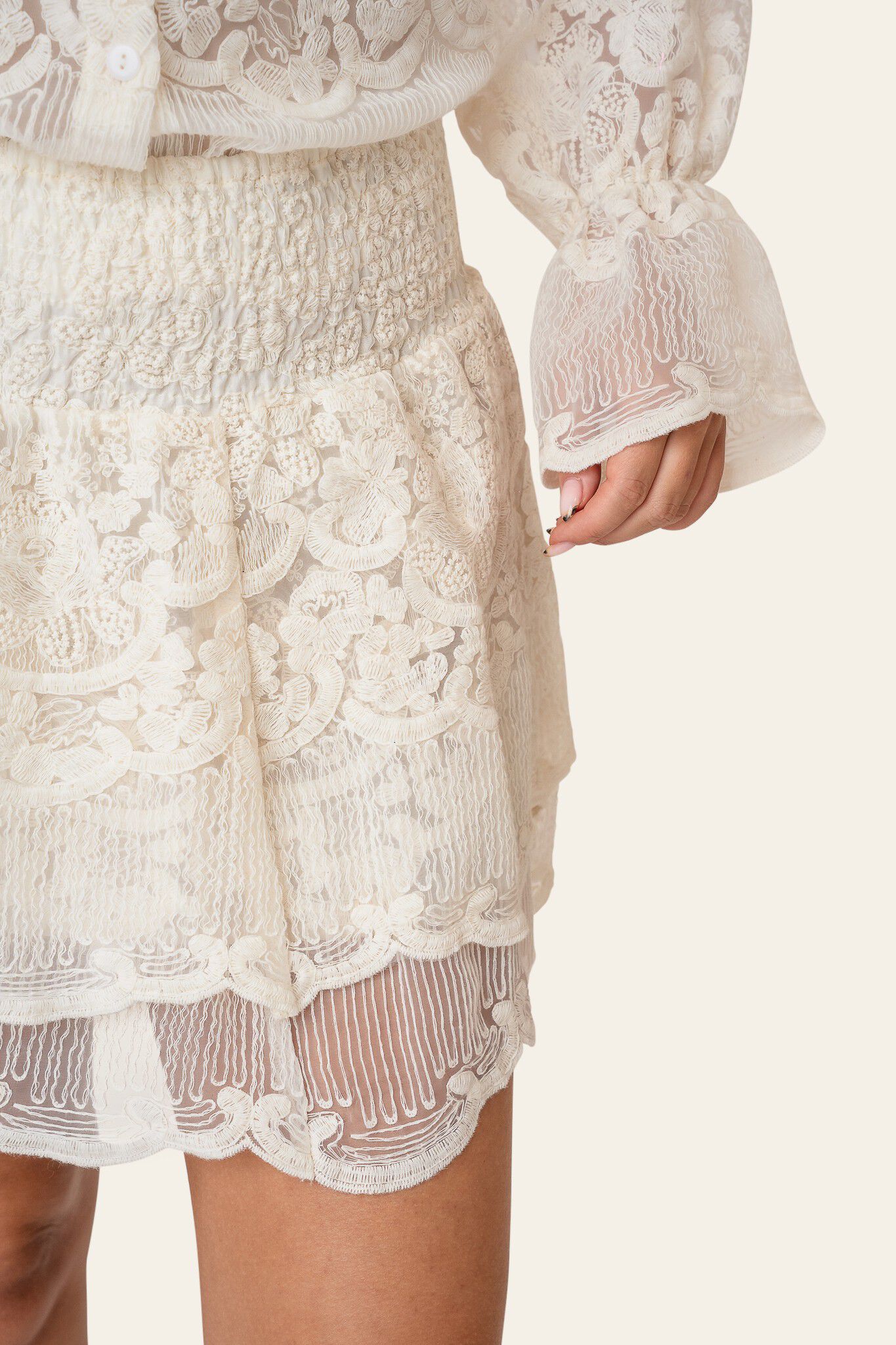 EllinoraIC Lace Mini Skirt