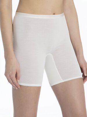 True Confidence Shorts