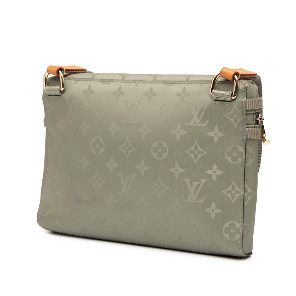Louis Vuitton Messenger