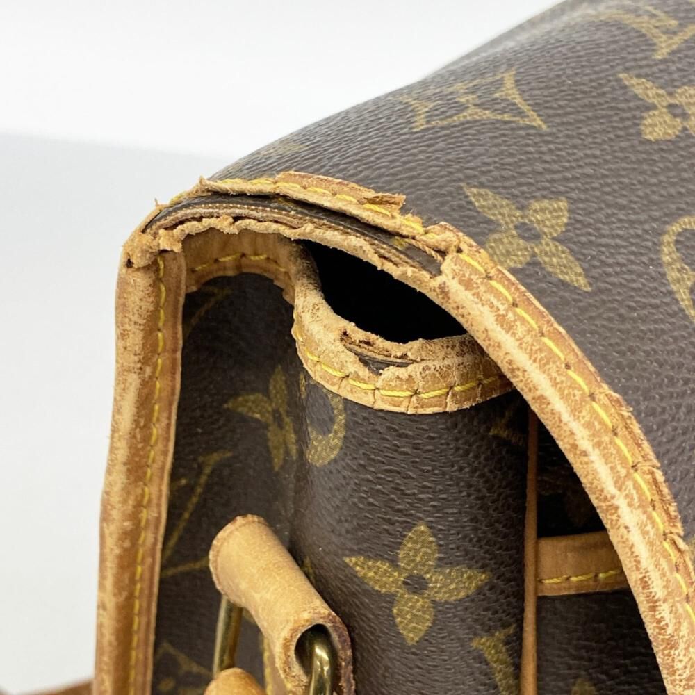 Louis Vuitton Gibeciere