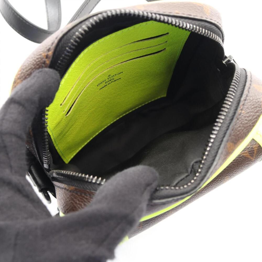 Louis Vuitton Shoulder Bags