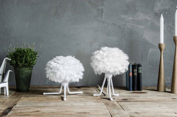 Tripod Base matt white H 18,6 cm