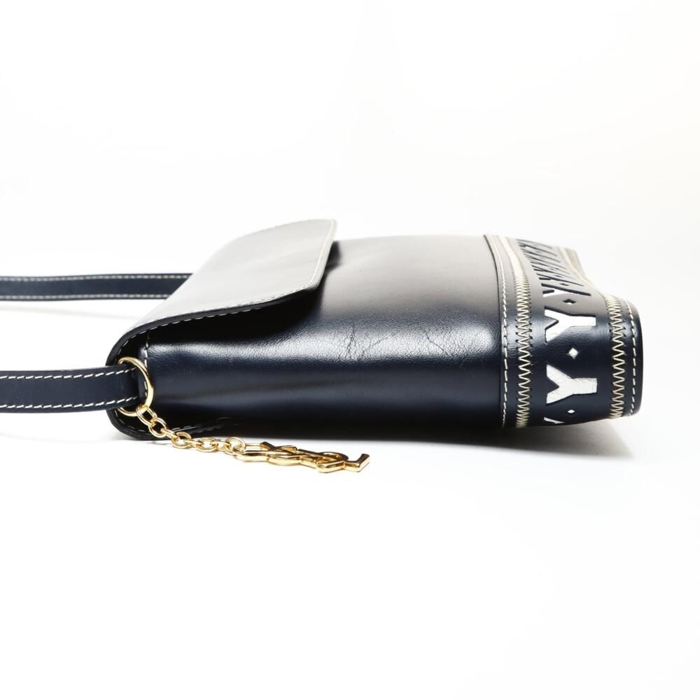 Yves Saint Laurent Shoulder Bag