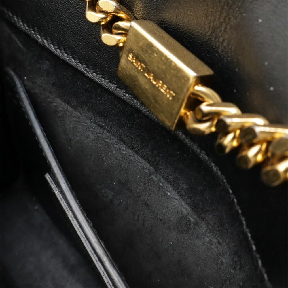 Yves Saint Laurent Shoulder Bag