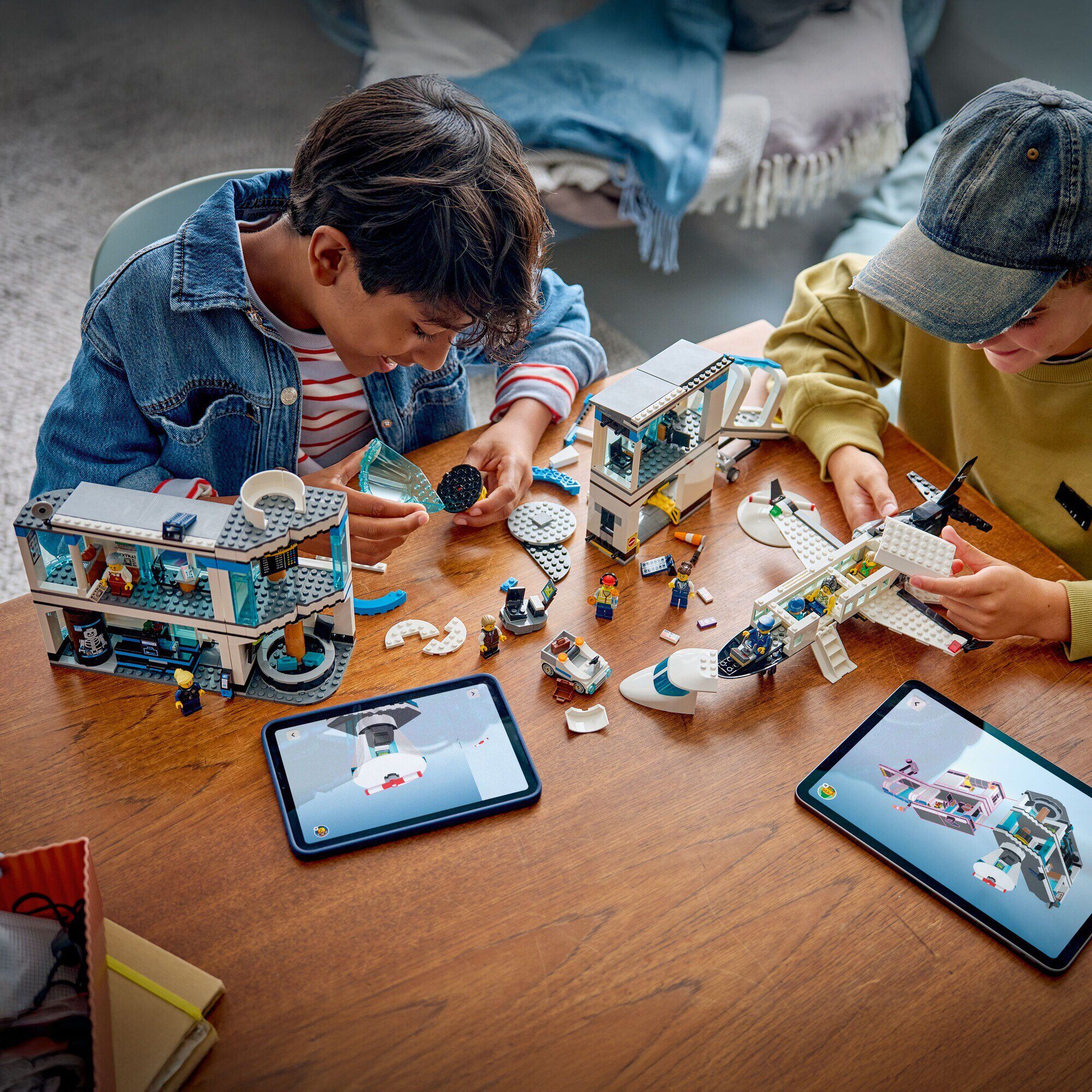 60502 Lufthavn med fly