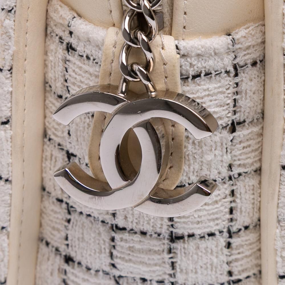 Chanel Shoulder Bag