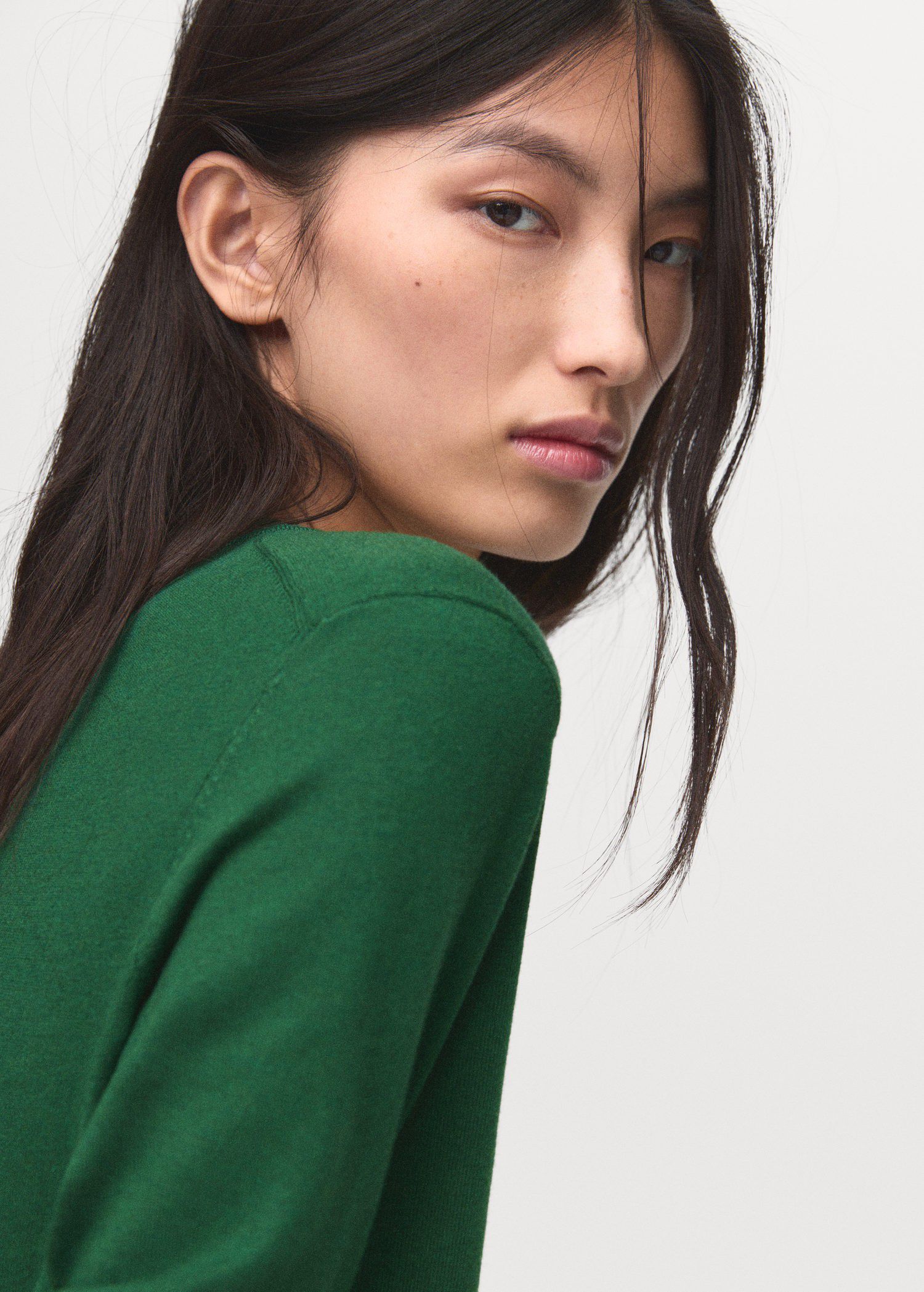 Fine-knit crew-neck sweater