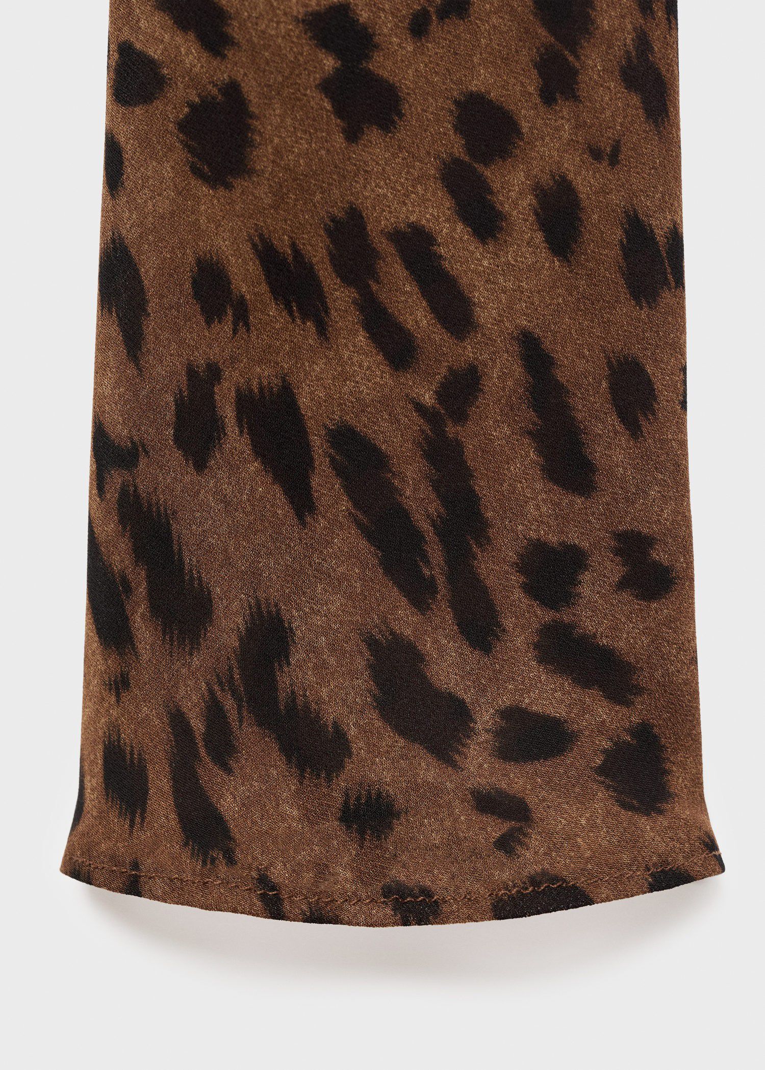 Long-sleeved leopard-print dress
