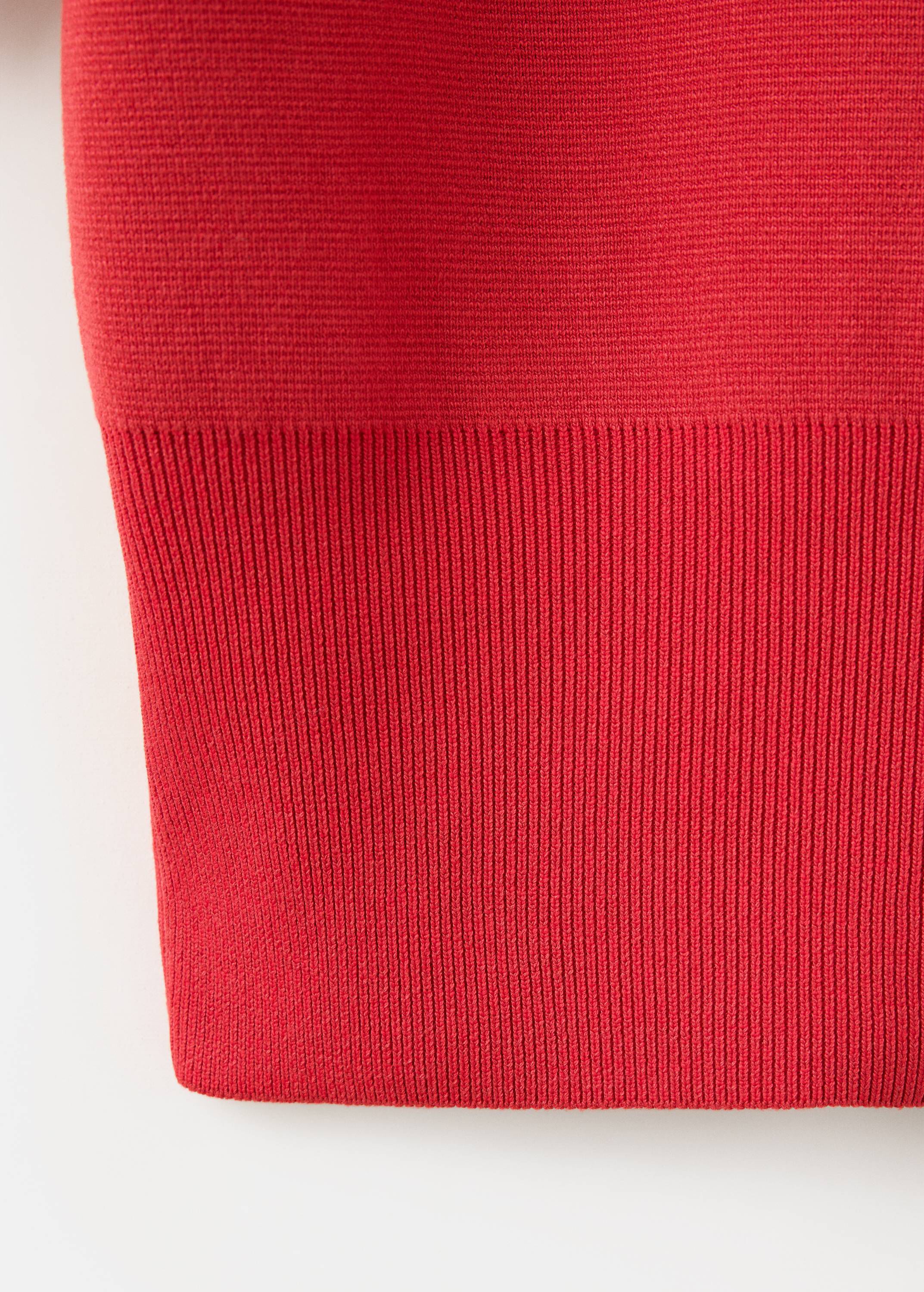 Fine-knit roll-neck jumper