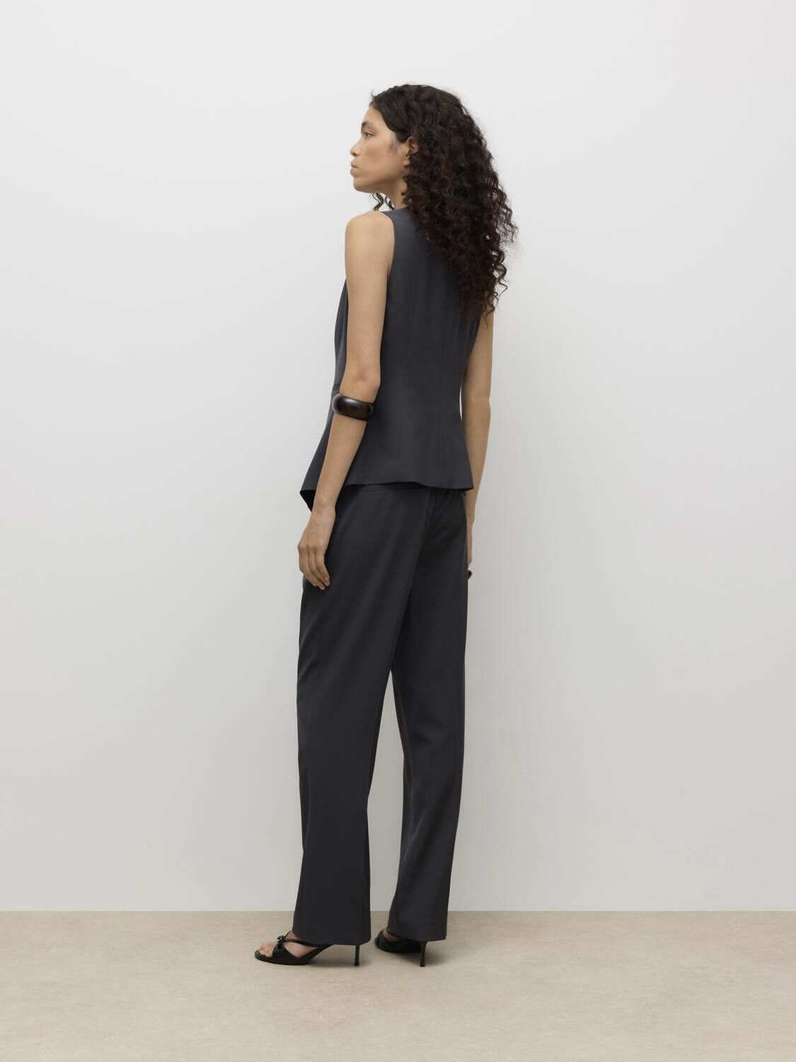 AWVIGA TAILORED WAISTCOAT