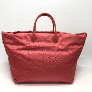 Louis Vuitton Tote