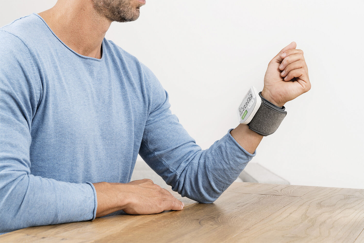 Blodtrycksm&auml;tar till handleden BC 51