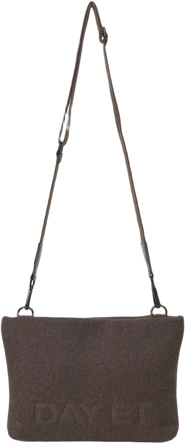 Day Woolen CB Pouchy