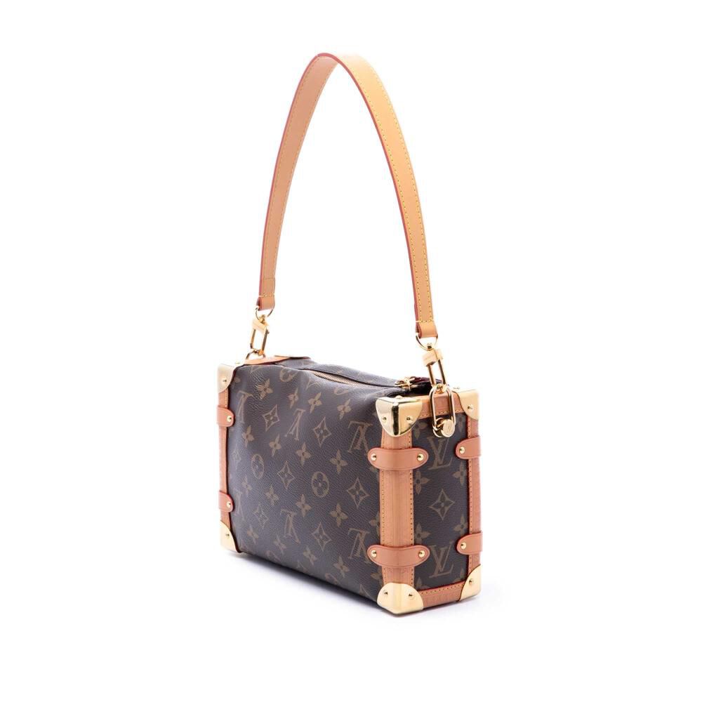 Louis Vuitton Shoulder Bags
