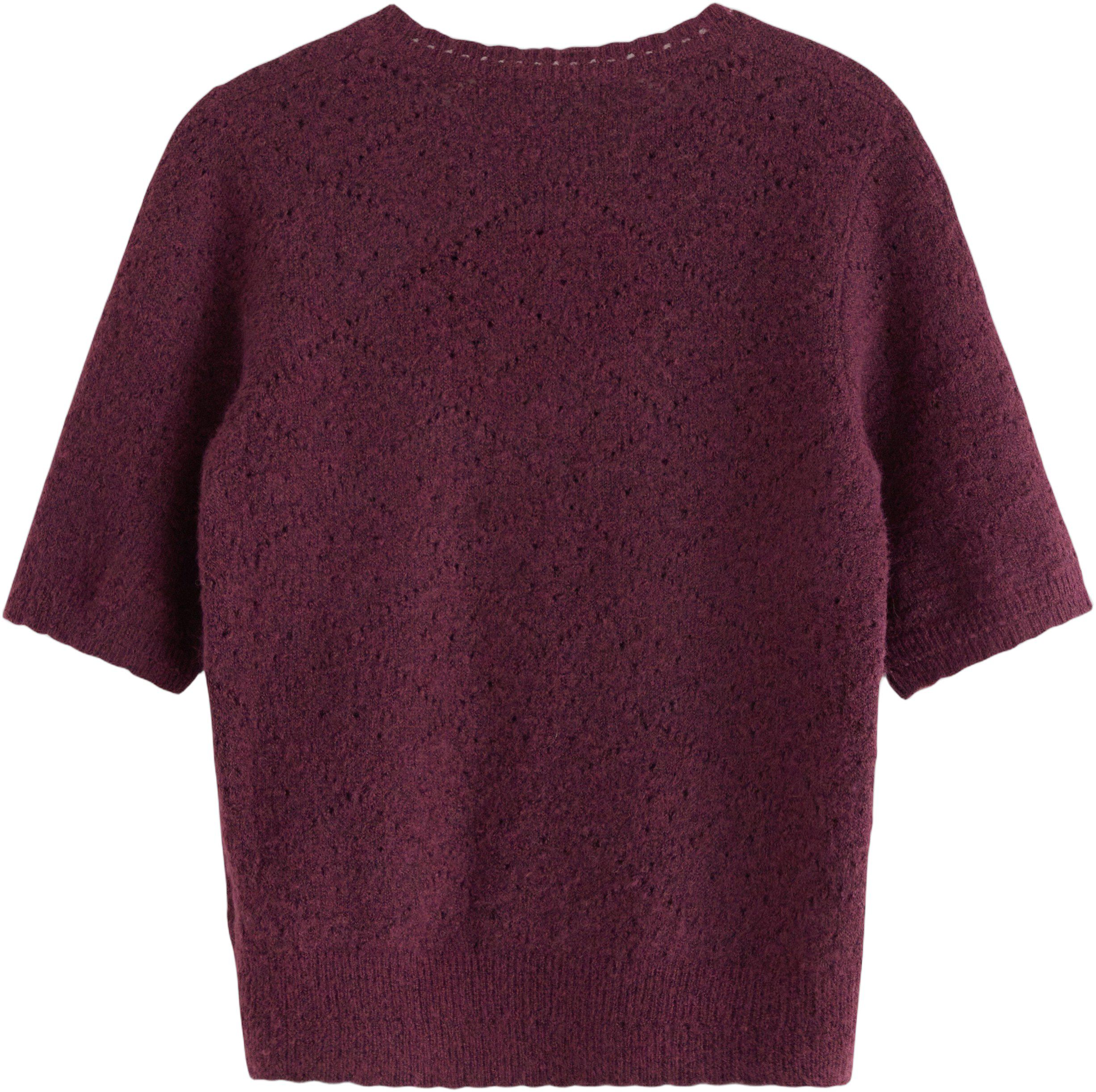 Mjuk, kort&auml;rmad tr&ouml;ja med ett hel