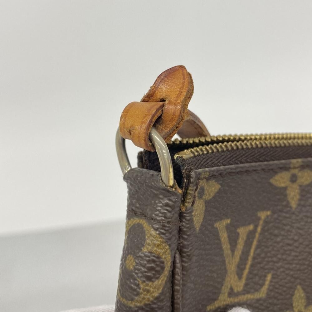 Louis Vuitton Pochette Accessoires