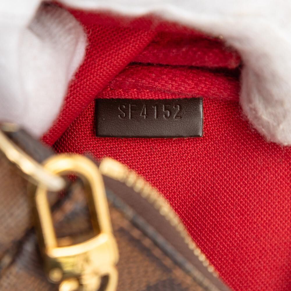 Louis Vuitton Pochette Accessoires