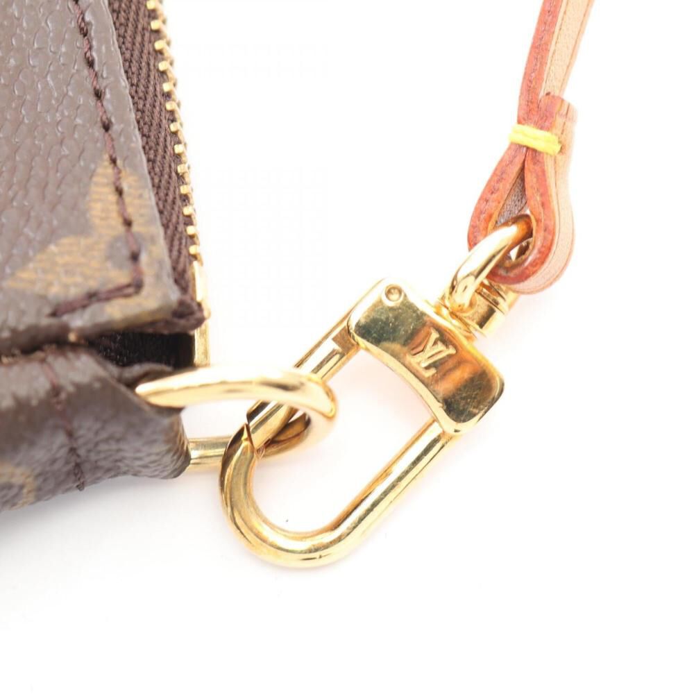 Louis Vuitton Pochette Accessoires