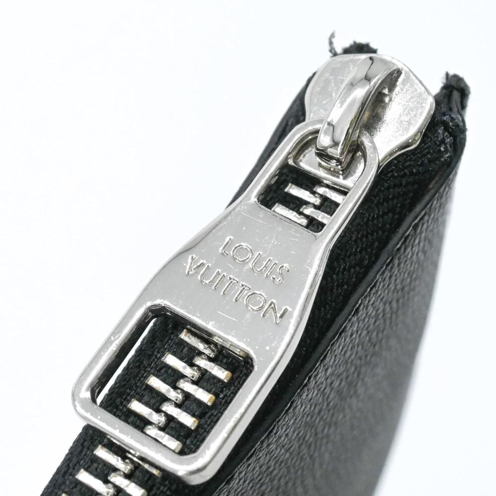 Louis Vuitton Clutch