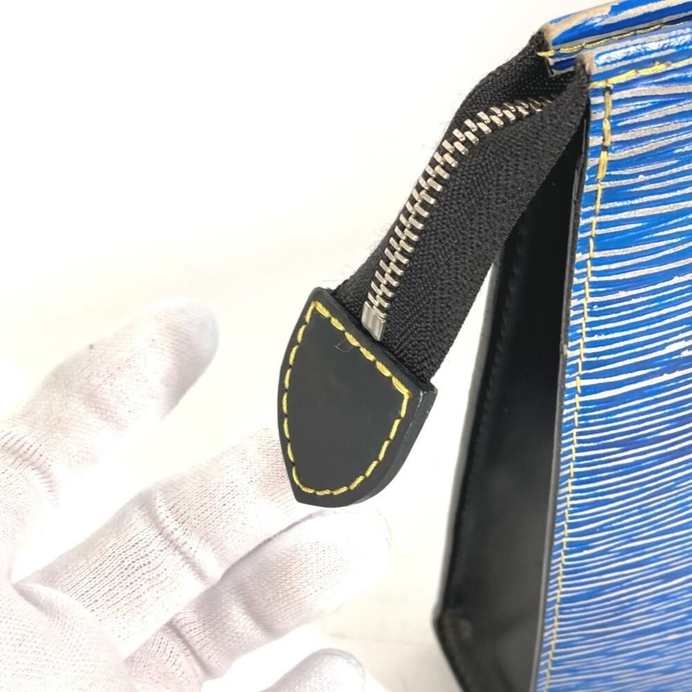 Louis Vuitton Poche Toilette