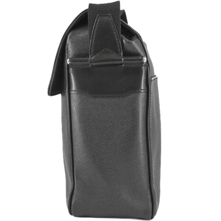 Louis Vuitton Yaranga